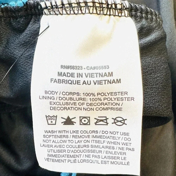 NWT NIKE Women Mid Rise Drawstring Built-in-Underwear Black Shorts Plus Size 3X - Picture 4 of 5